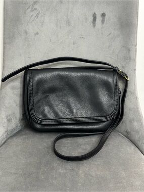 Zara shoulder bag (perfect condition)